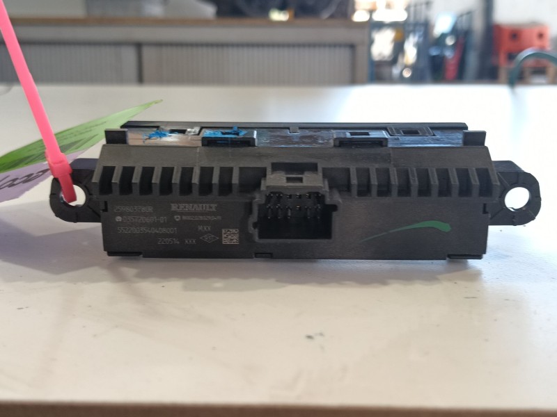 Recambio de mando multifuncion para renault captur ii (hf_) tce 140 (hfn0) referencia OEM IAM   