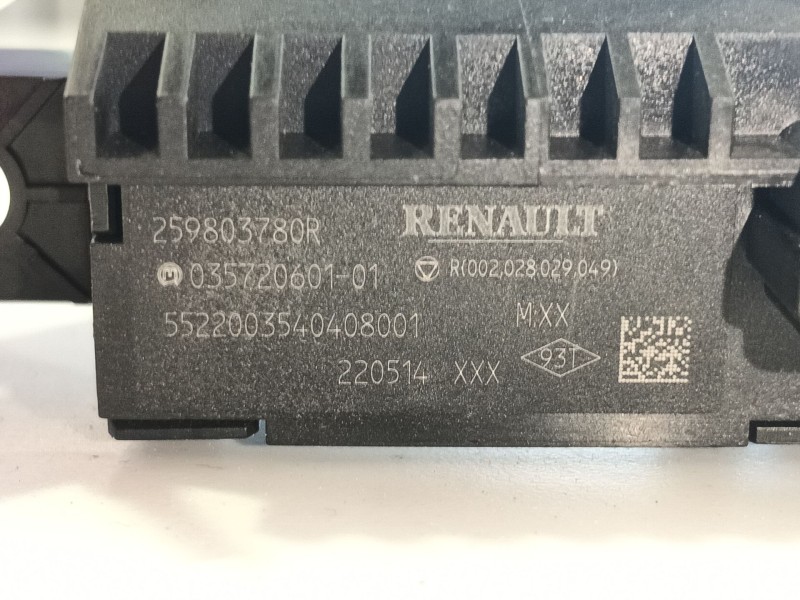Recambio de mando multifuncion para renault captur ii (hf_) tce 140 (hfn0) referencia OEM IAM   