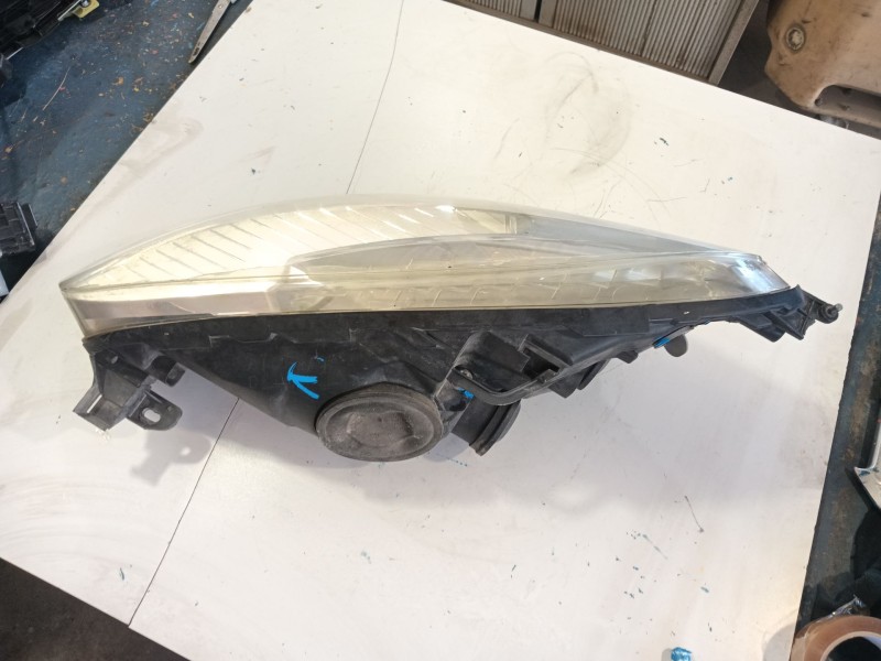 Recambio de faro derecho para citroën c4 picasso i monospace (ud_) 1.6 hdi referencia OEM IAM 6206A8  