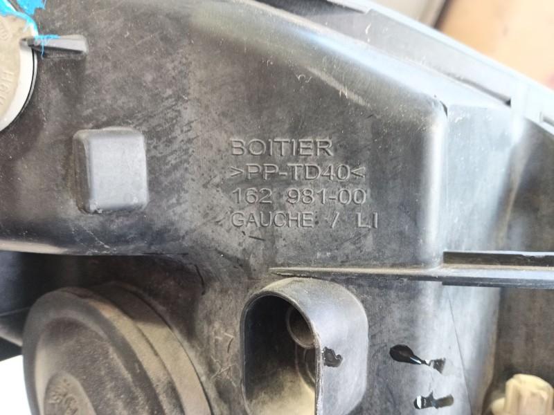 Recambio de faro izquierdo para citroën c4 picasso i monospace (ud_) 1.6 hdi referencia OEM IAM 6208A8  