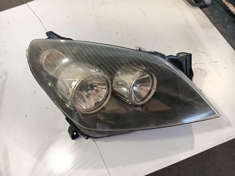 Recambio de faro derecho para opel astra h (a04) 1.7 cdti (l48) referencia OEM IAM 93190070  