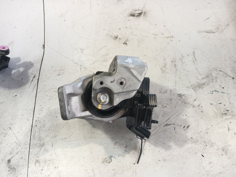 Recambio de soporte motor delantero izquierdo para lexus nx ii (_a2_, _h2_) 450h+ e-four (aazh26) referencia OEM IAM   