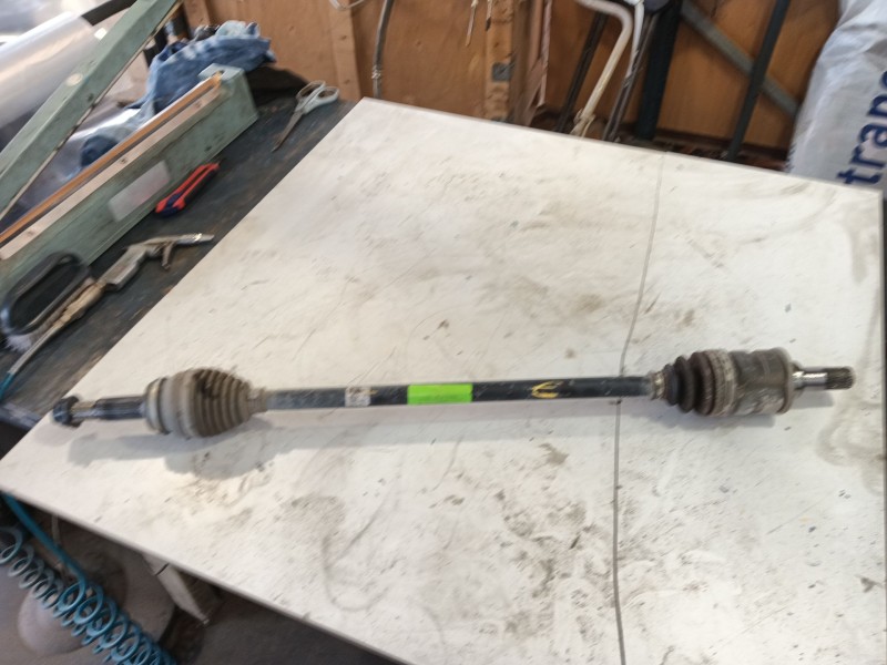 Recambio de transmision trasera derecha para lexus nx ii (_a2_, _h2_) 450h+ e-four (aazh26) referencia OEM IAM   