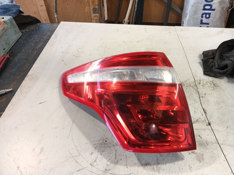 Recambio de piloto trasero izquierdo para citroën c4 picasso i monospace (ud_) 1.6 hdi referencia OEM IAM 6350CA  