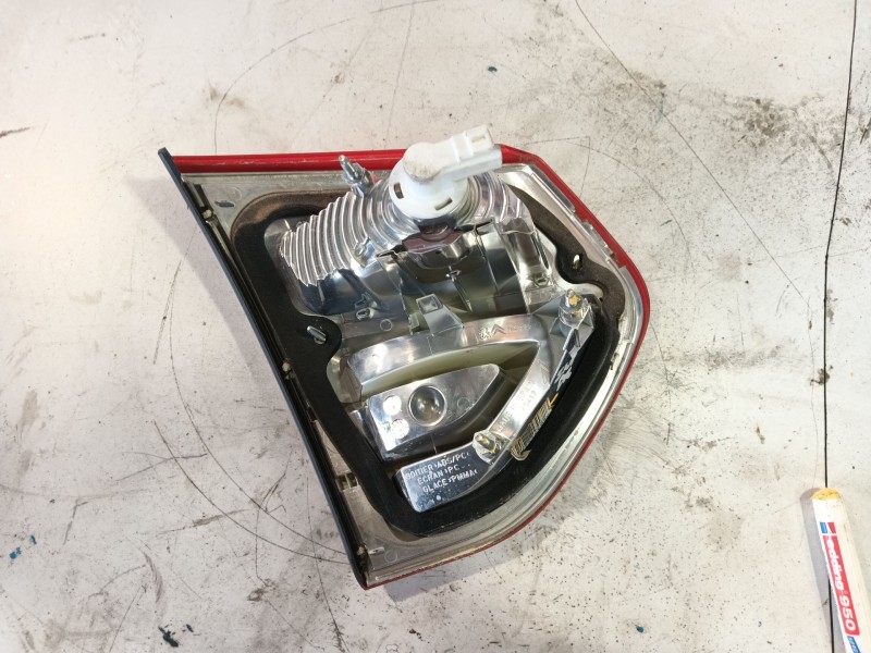 Recambio de piloto trasero derecho interior para citroën c4 picasso i monospace (ud_) 1.6 hdi referencia OEM IAM 6351CC  