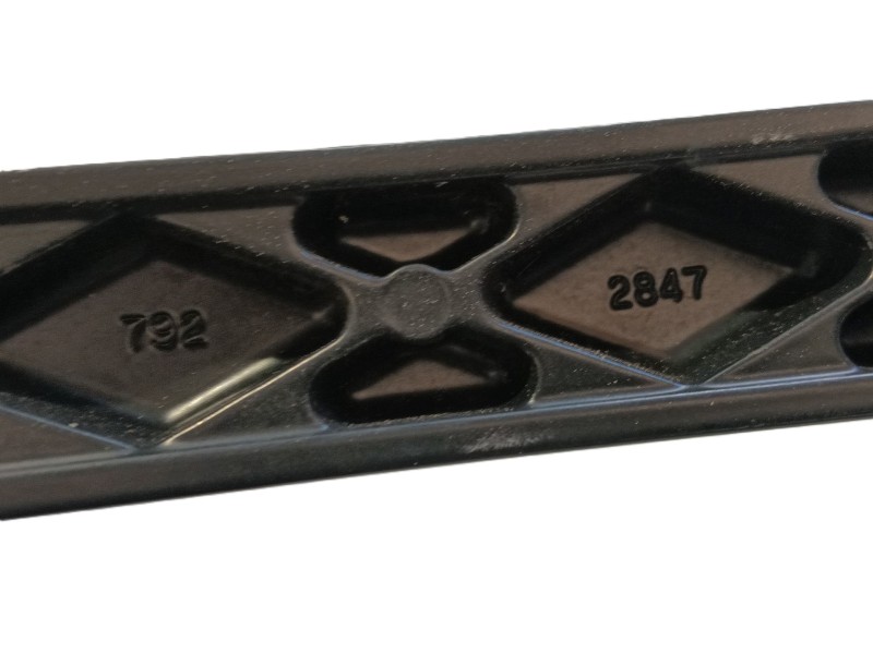 Recambio de brazo limpia delantero izquierdo para lexus nx ii (_a2_, _h2_) 450h+ e-four (aazh26) referencia OEM IAM   