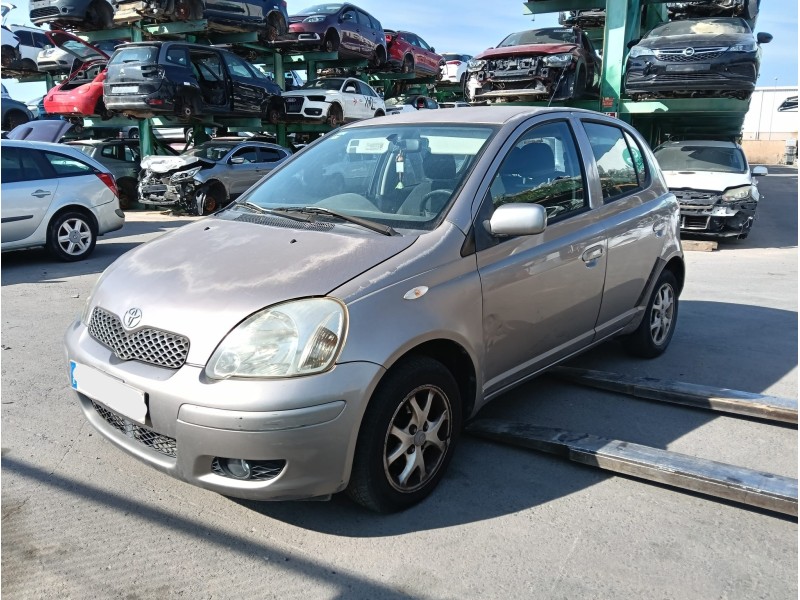 toyota yaris (_p1_) del año 2008