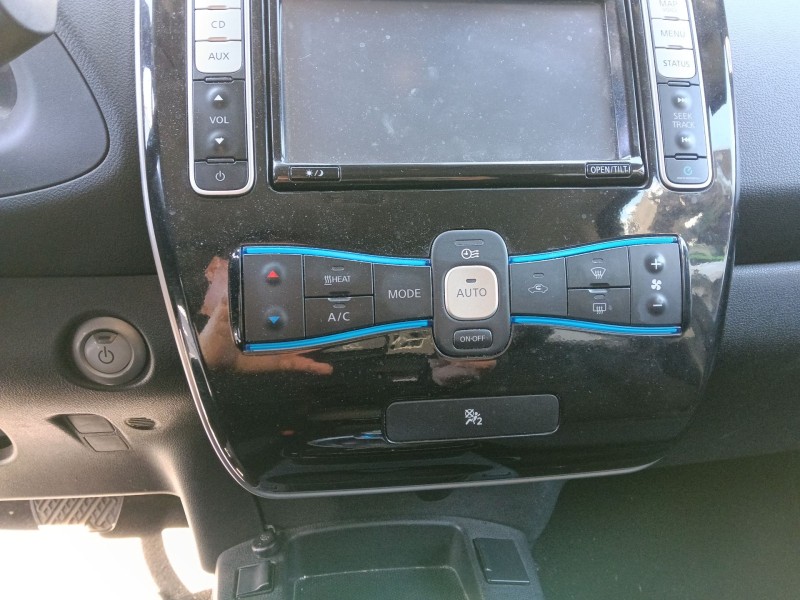 Recambio de mando calefaccion / aire acondicionado para nissan leaf (ze0) electric referencia OEM IAM   