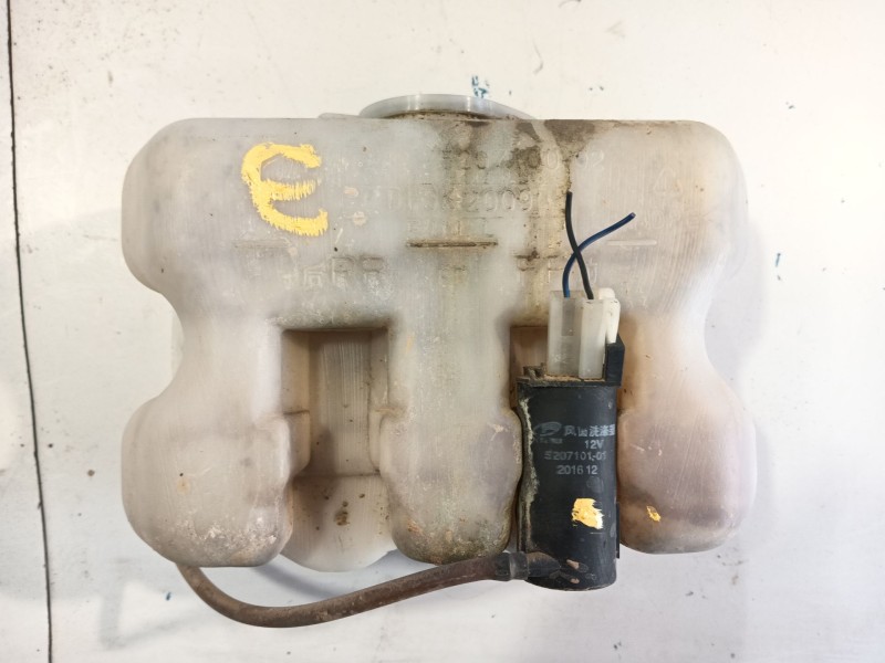 Recambio de deposito limpia para dfsk k series caja/chasis 1.3 referencia OEM IAM   