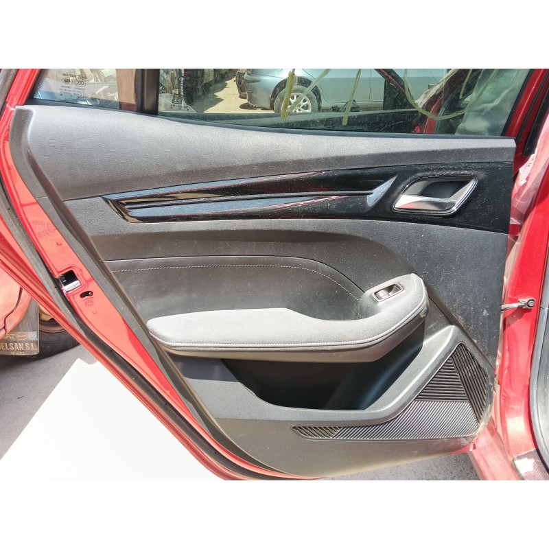 Recambio de guarnecido puerta trasera izquierda para mg mg 5 station wagon ev referencia OEM IAM   