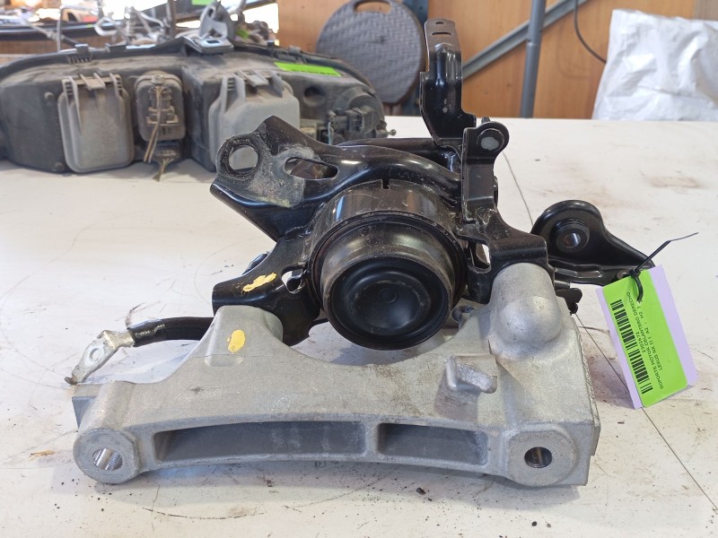 Recambio de soporte motor delantero derecho para lexus nx ii (_a2_, _h2_) 450h+ e-four (aazh26) referencia OEM IAM   