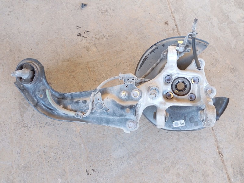 Recambio de mangueta trasera derecha para lexus nx ii (_a2_, _h2_) 450h+ e-four (aazh26) referencia OEM IAM   