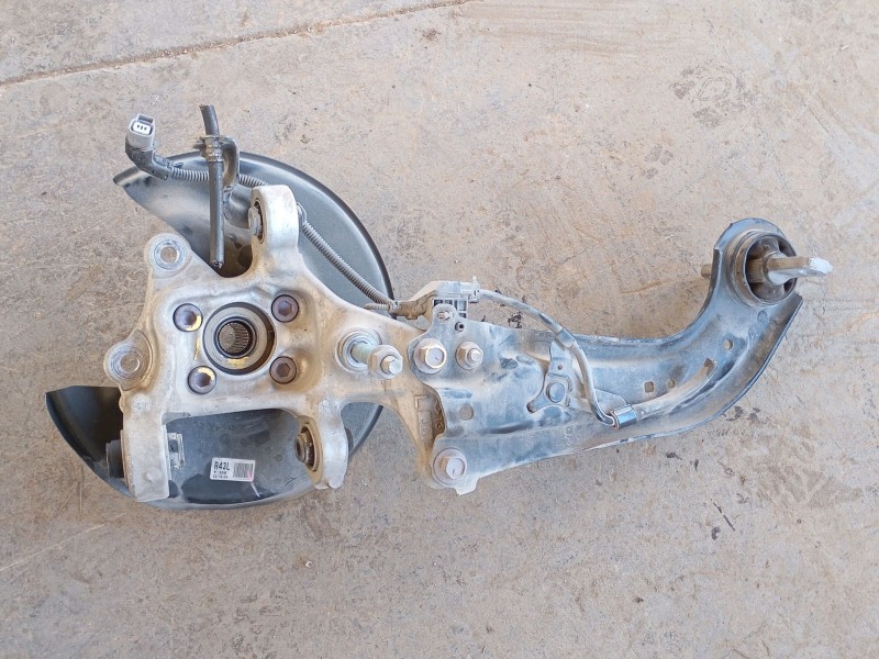 Recambio de mangueta trasera izquierda para lexus nx ii (_a2_, _h2_) 450h+ e-four (aazh26) referencia OEM IAM   