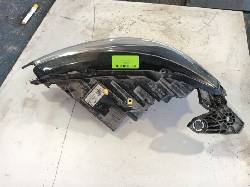 Recambio de faro derecho para opel corsa f (p2jo) corsa-e (68) referencia OEM IAM   