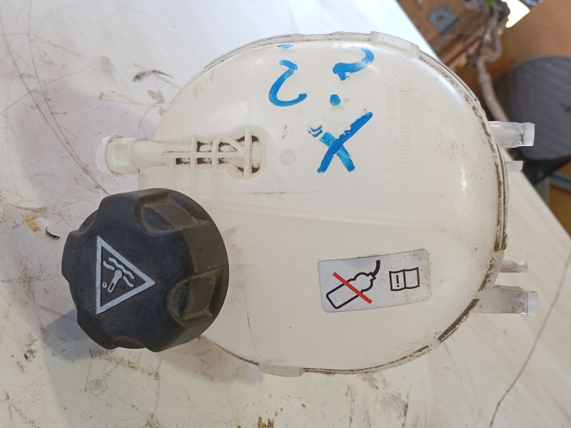 Recambio de deposito expansion para opel corsa f (p2jo) corsa-e (68) referencia OEM IAM   