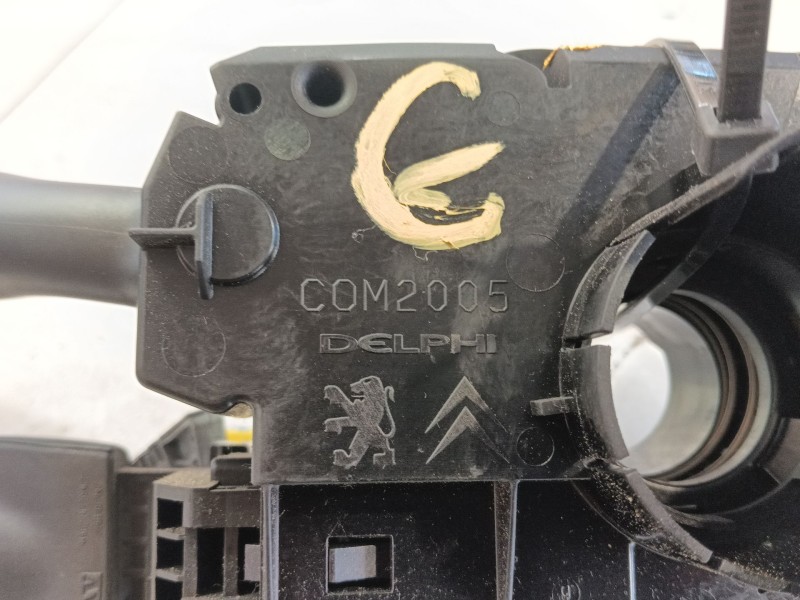 Recambio de mando multifuncion para peugeot 307 break (3e) 2.0 hdi 135 referencia OEM IAM 6242AY  