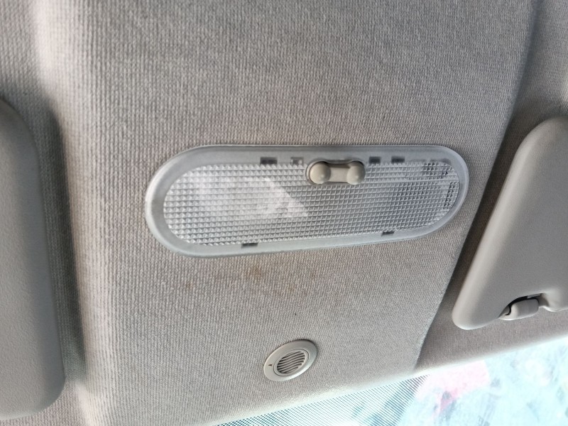 Recambio de luz interior delantera central para dacia sandero ii (b8_) 1.2 referencia OEM IAM   