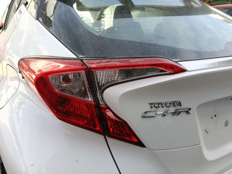 Recambio de piloto trasero izquierdo interior para toyota c-hr (_x1_) 1.8 hybrid (zyx10_, zyx11_) referencia OEM IAM 81591F4011 