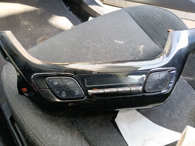 Recambio de mando calefaccion / aire acondicionado para toyota c-hr (_x1_) 1.8 hybrid (zyx10_, zyx11_) referencia OEM IAM   