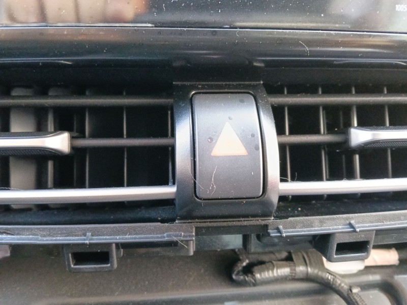 Recambio de warning para toyota c-hr (_x1_) 1.8 hybrid (zyx10_, zyx11_) referencia OEM IAM   