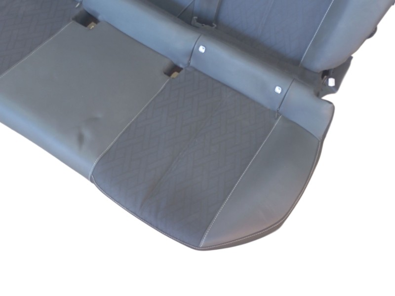 Recambio de asientos traseros para opel corsa f (p2jo) corsa-e (68) referencia OEM IAM  983055128002 