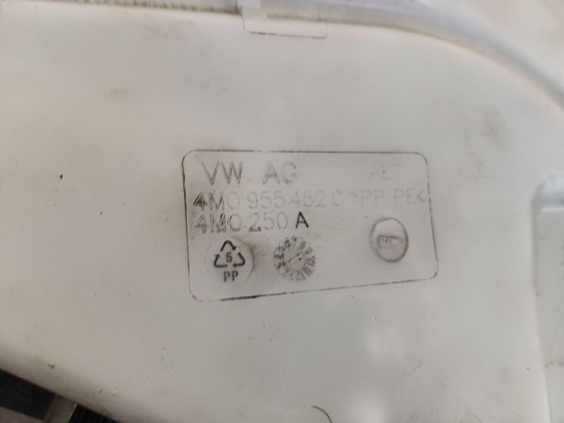 Recambio de deposito limpia para audi q8 (4mn, 4mt) 50 tdi mild hybrid quattro referencia OEM IAM 4M0955452C  