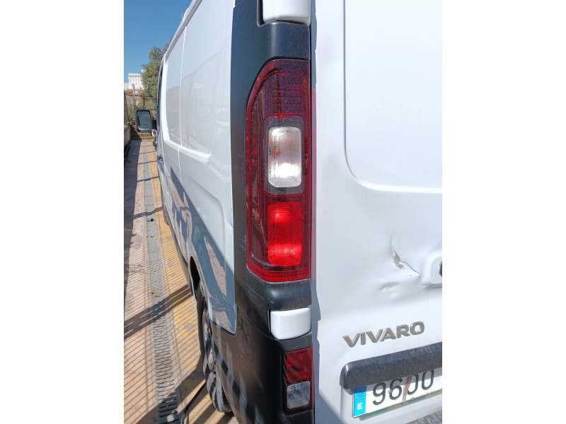 Recambio de piloto trasero izquierdo para opel vivaro b furgoneta (x82) 1.6 cdti (05) referencia OEM IAM   