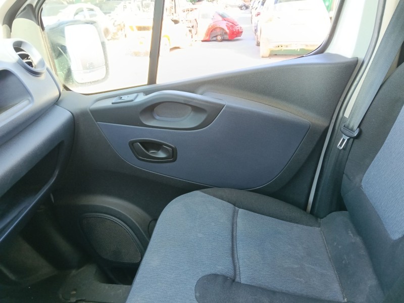 Recambio de guarnecido puerta delantera derecha para opel vivaro b furgoneta (x82) 1.6 cdti (05) referencia OEM IAM   