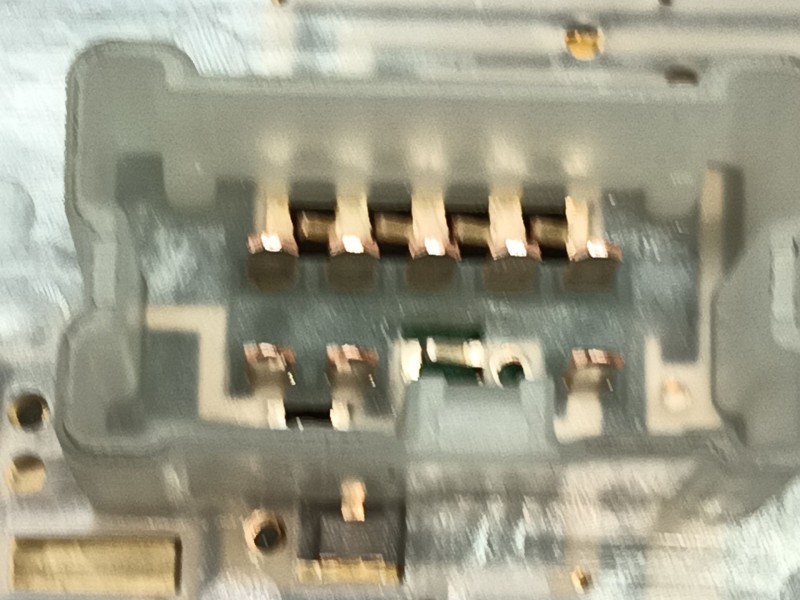 Recambio de mando elevalunas delantero derecho para nissan qashqai ii (j11, j11_) 1.3 dig-t referencia OEM IAM 25411HV02A  