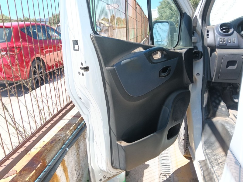 Recambio de guarnecido puerta delantera izquierda para opel vivaro b furgoneta (x82) 1.6 cdti (05) referencia OEM IAM   
