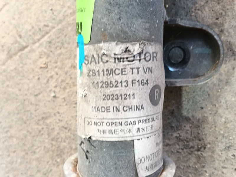 Recambio de amortiguador delantero derecho para mg zs suv (azs1) 1.0 t-gdi referencia OEM IAM 10242085  