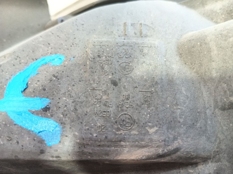 Recambio de faro derecho para toyota yaris (_p1_) 1.4 d-4d (nlp10_) referencia OEM IAM 8111052021  