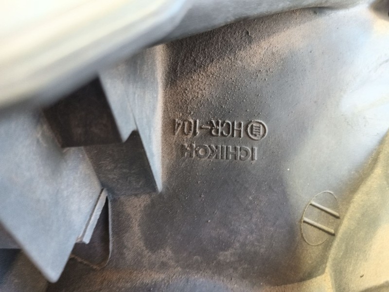 Recambio de faro izquierdo para toyota yaris (_p1_) 1.4 d-4d (nlp10_) referencia OEM IAM 8115052141  