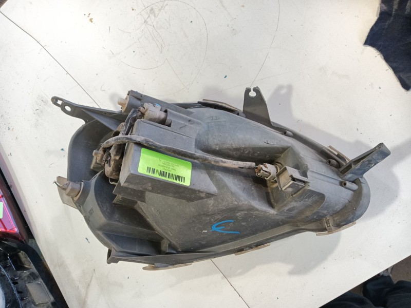 Recambio de faro izquierdo para toyota yaris (_p1_) 1.4 d-4d (nlp10_) referencia OEM IAM 8115052141  