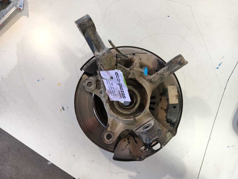 Recambio de mangueta delantera izquierda para toyota yaris (_p1_) 1.4 d-4d (nlp10_) referencia OEM IAM 4321252010  