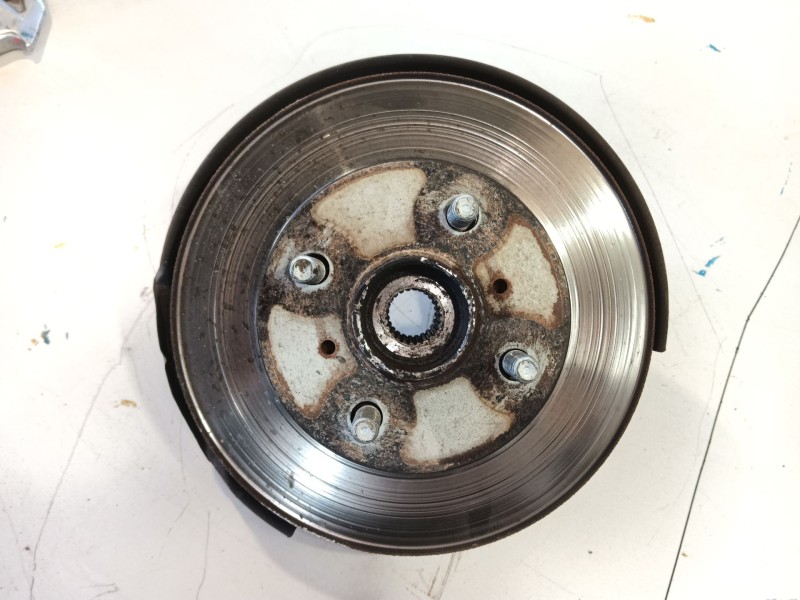 Recambio de mangueta delantera izquierda para toyota yaris (_p1_) 1.4 d-4d (nlp10_) referencia OEM IAM 4321252010  