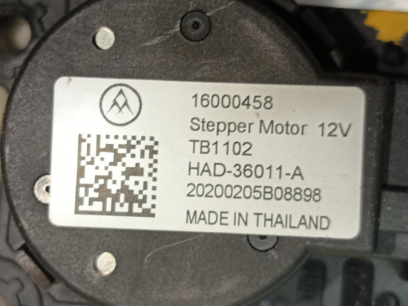 Recambio de motor apertura trampillas climatizador para opel corsa f (p2jo) corsa-e (68) referencia OEM IAM   