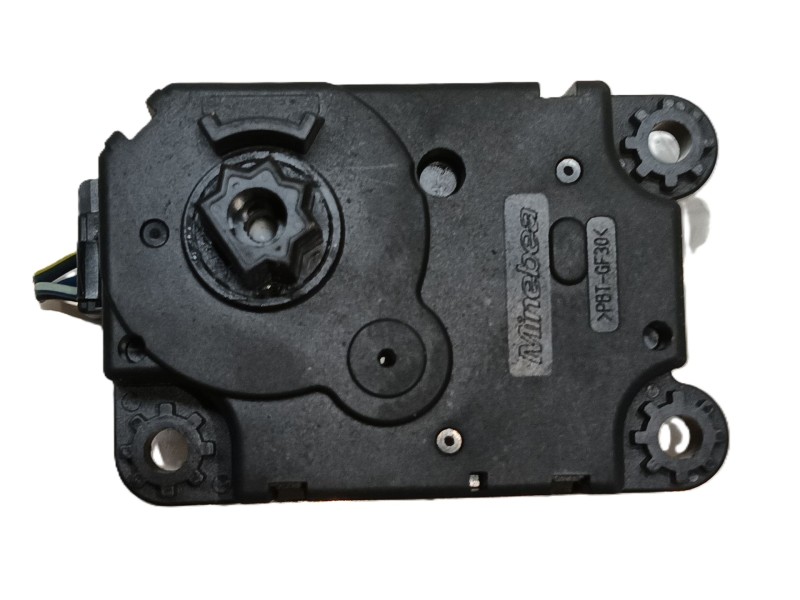 Recambio de motor apertura trampillas climatizador para opel corsa f (p2jo) corsa-e (68) referencia OEM IAM   