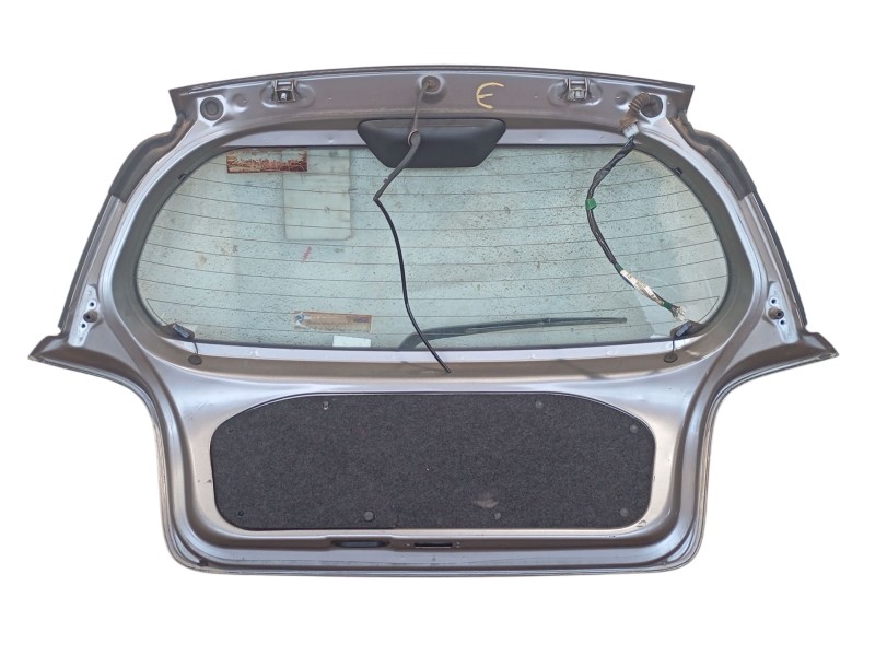 Recambio de porton trasero para toyota yaris (_p1_) 1.4 d-4d (nlp10_) referencia OEM IAM 6700552012  