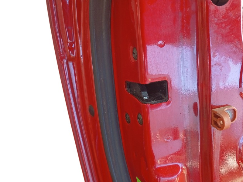 Recambio de puerta delantera izquierda para hyundai coupe ii (gk) 1.6 16v referencia OEM IAM 760032C300  