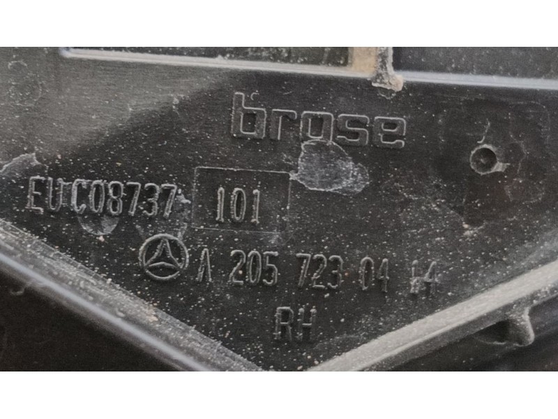 Recambio de cerradura puerta delantera derecha para mercedes-benz clase c (w205) c 180 bluetec / d (205.036) referencia OEM IAM 