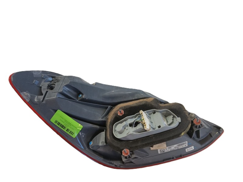 Recambio de piloto trasero derecho para mercedes-benz clase c (w205) c 180 bluetec / d (205.036) referencia OEM IAM A2058200264 