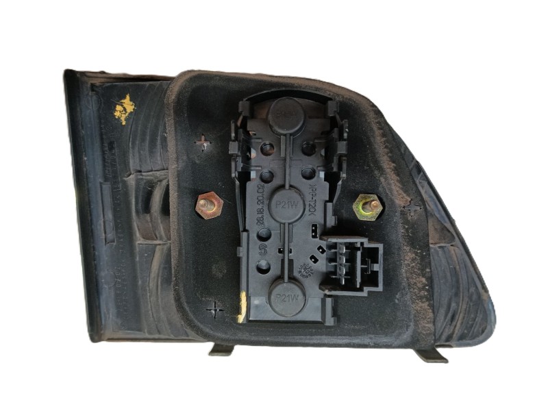 Recambio de piloto trasero derecho interior para fiat stilo van (192_) 1.9 jtd (192dxe1a) referencia OEM IAM 51717942  