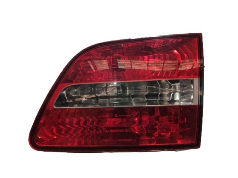 Recambio de piloto trasero derecho interior para fiat stilo van (192_) 1.9 jtd (192dxe1a) referencia OEM IAM 51717942  