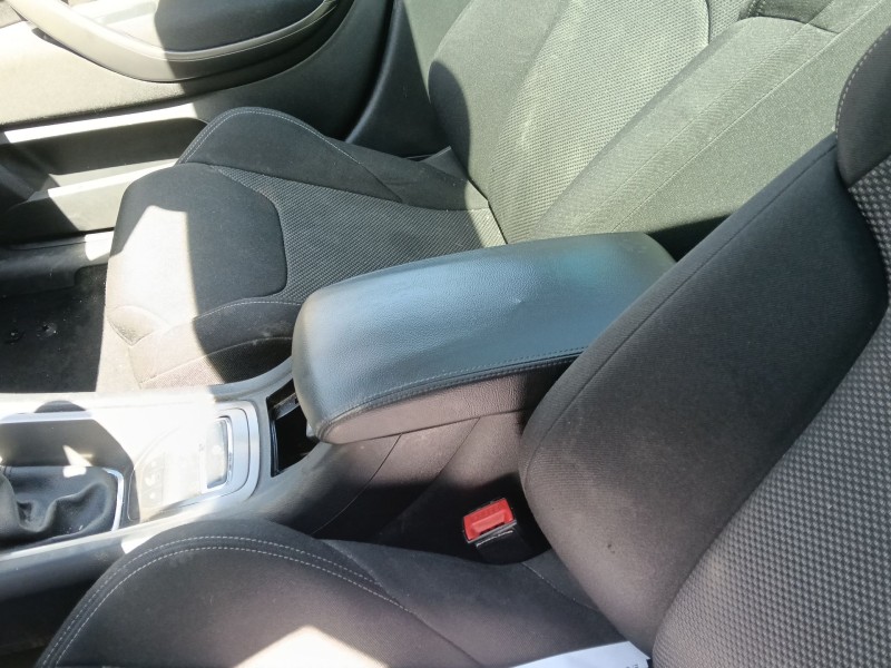 Recambio de apoyabrazos central para citroën c5 iii break (rw_) 2.0 hdi 150 / bluehdi 150 (rwrhej, rwrhe8) referencia OEM IAM   