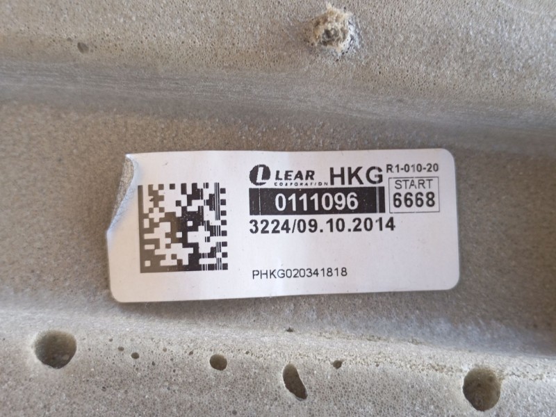 Recambio de asientos traseros para mercedes-benz clase c (w205) c 180 bluetec / d (205.036) referencia OEM IAM  A2059200650 