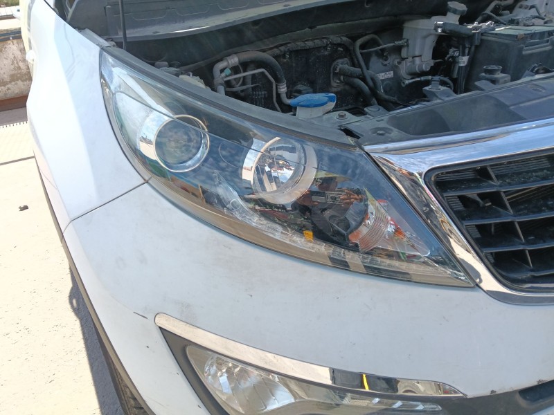 Recambio de faro derecho para kia sportage iii (sl) 1.6 gdi referencia OEM IAM   