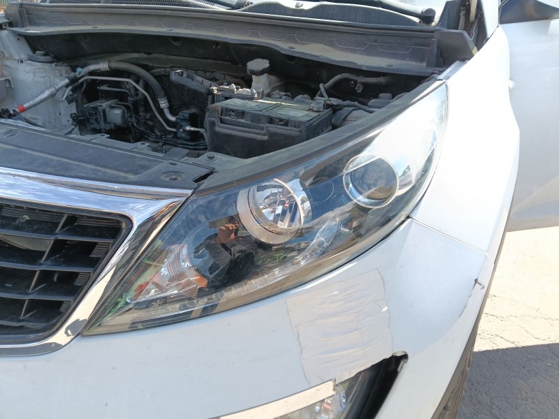 Recambio de faro izquierdo para kia sportage iii (sl) 1.6 gdi referencia OEM IAM   