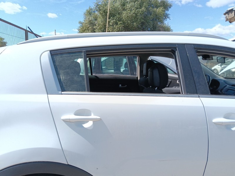 Recambio de elevalunas trasero derecho para kia sportage iii (sl) 1.6 gdi referencia OEM IAM   