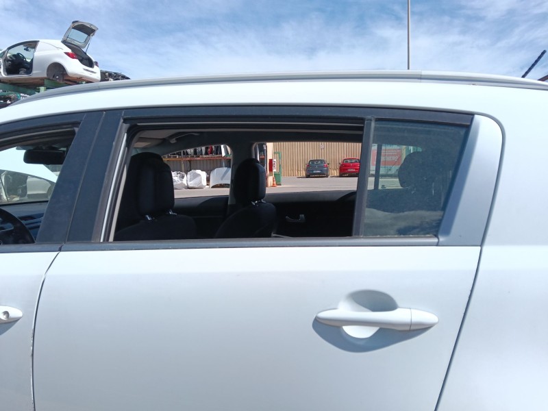 Recambio de elevalunas trasero izquierdo para kia sportage iii (sl) 1.6 gdi referencia OEM IAM   